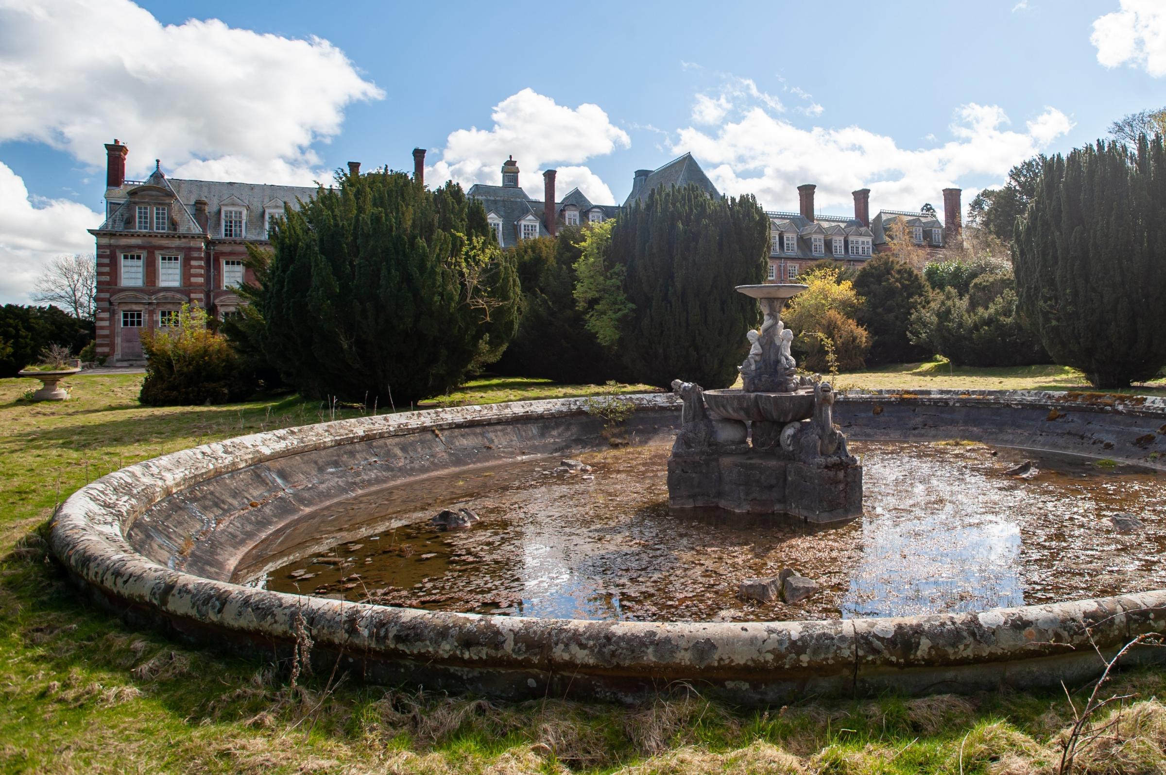 Externally, there are garden areas which include the remains of a large circular ornamental fountain, a tennis court and part of a sunken service driveway. Picture: Permission granted for use by Allsop