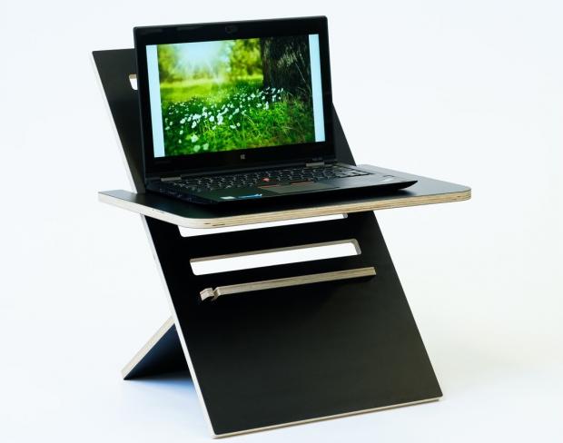 Rhyl Journal: The Hima Lifter laptop stand is available via Wayfair. Picture: Wayfair