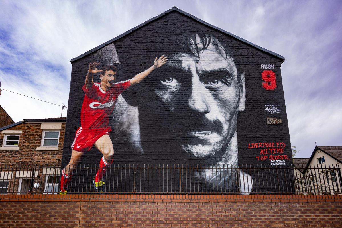The mural in tribute to legendary Welsh footballer Ian Rush. PIC: Liverpool FC.