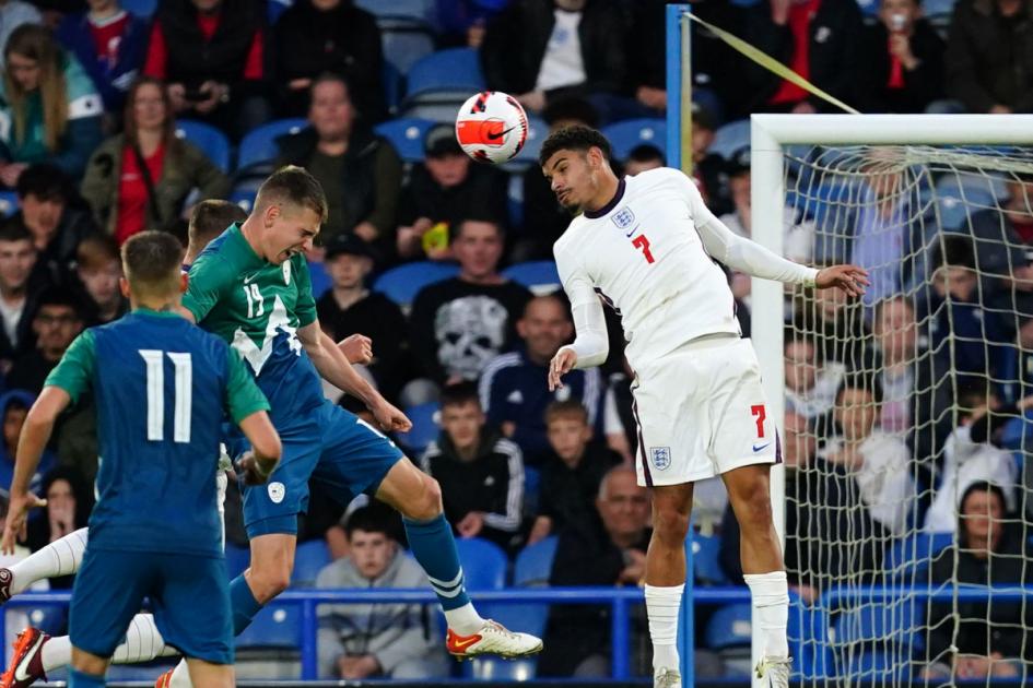 Anglija U21 izgubila proti Sloveniji – trener Lee Carsley