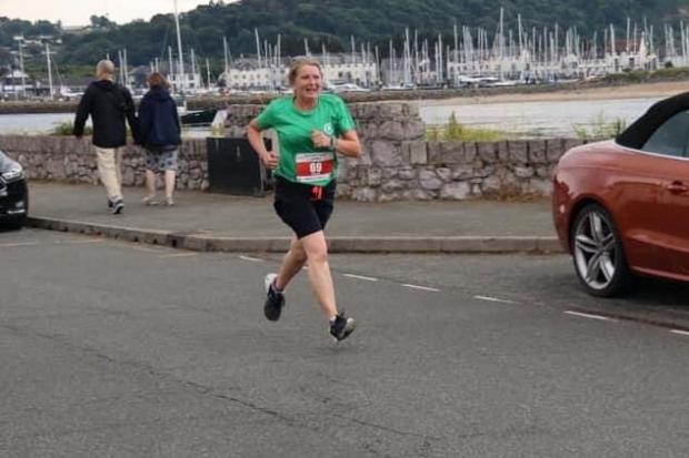 Helen Davies at the Deganwy Dash