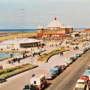 What are your holiday memories of Rhyl?