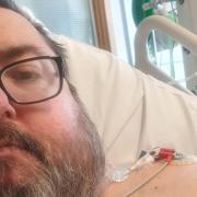 The Office and After Life star Ewen MacIntosh in hospital after 'bad times'. (Twitter/@ewenmacintosh)