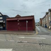 Mr Gary Longworth has applied to Denbighshire County Council’s planning department, seeking permission to change the use of the shop at 39 Wellington Road to a gallery and music bar.